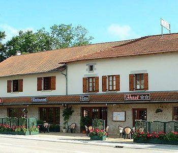 מלון Saint-Just-le-Martel Le Petit Sale מראה חיצוני תמונה